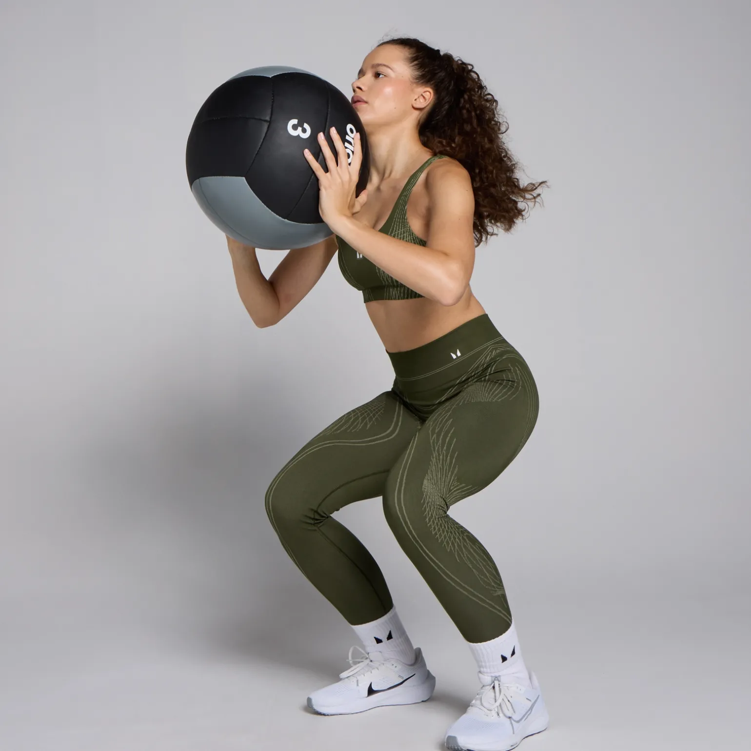 Femme MYPROTEIN Legging linéaire sans coutures MP Tempo pour femmes – Olive foncé